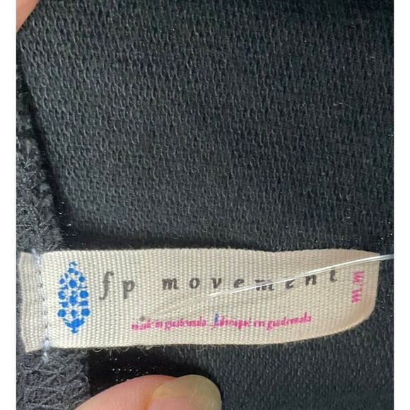 NWT Free People Movement Sunny Set Black Cropped Long Sleeve Top & Shorts Medium - Picture 10 of 16